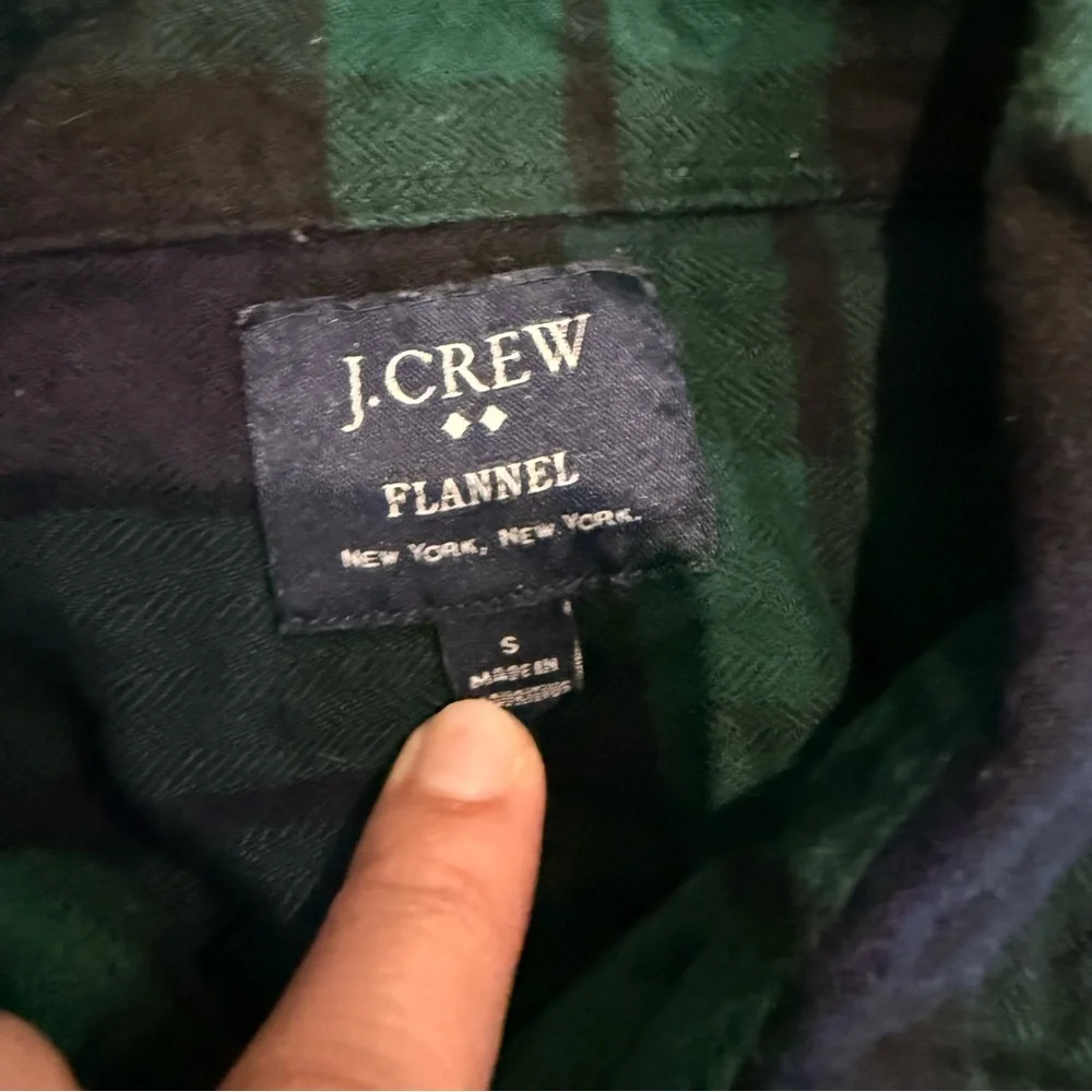 J. Crew Men’s Green & Blue Plaid‎ Flannel Button Down